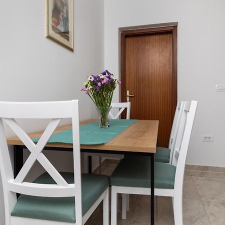 Apartments With A Parking Space Pisak, Omis - 5975 Экстерьер фото